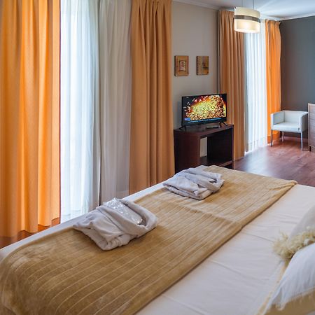 Hotel O Val Do Naseiro Viveiro Esterno foto
